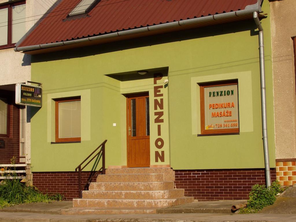 Penzion Orion Hovorany Zewnętrze zdjęcie